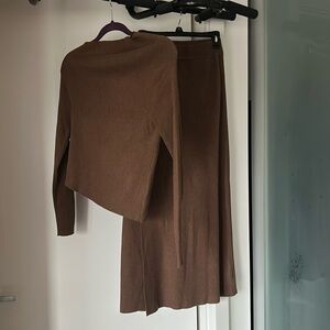 Commence maxi sweater skirt